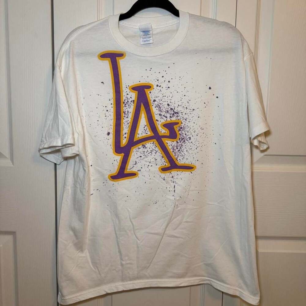 M&O Knits Los Angeles LA Graphic T-Shirt White Purple Gold Size L